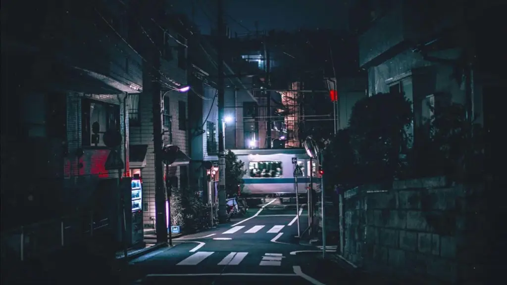 Wallpaper Anime Kota dengan Nuansa Misterius Gambar wallpaper anime kota dengan suasana gelap